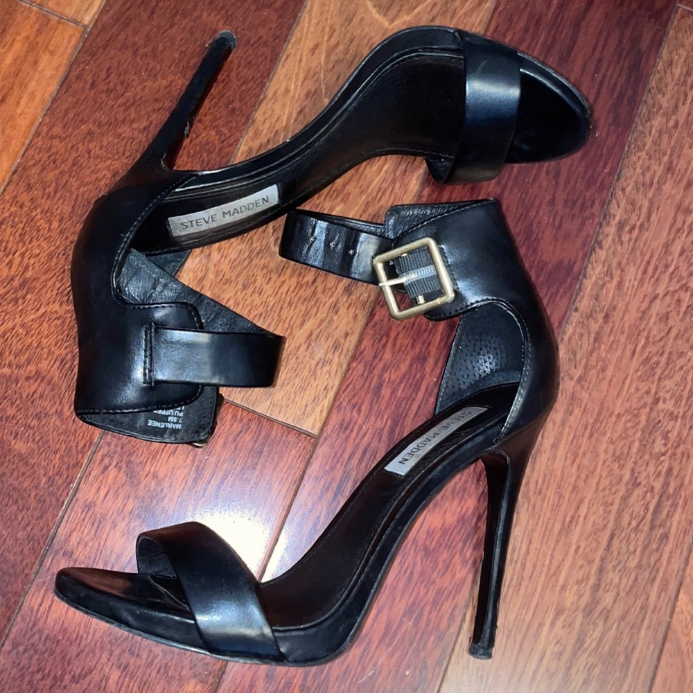 Steven Madden Black Heels. Size 7.5